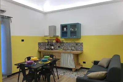 Image de \"Na 'Sciccheria Home\" - élégante résidence vintage proche du centre historique -