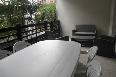 Image de 800m de l'Océan appartement 45m2 ***4 pers terrasse17m2 parking privé wifi draps