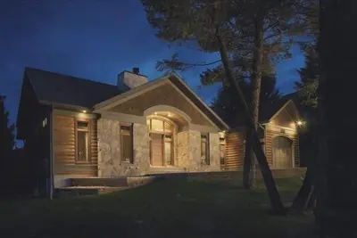 Image de Chalet-Prestige Lac Windermere-Beach-nautique-Golf-Ski-Sleep 8-13