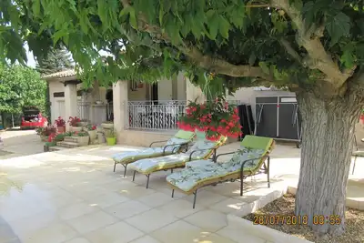 Image de Maison Individuelle Piscine chauffée Privée 4x8 a Bonnieux LUBÉRON