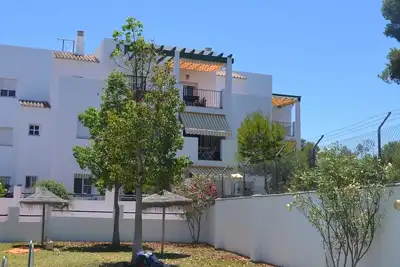 Image de Appartement piscine à La Atalaya pour 6 personnes, terrasse et 250m. plage