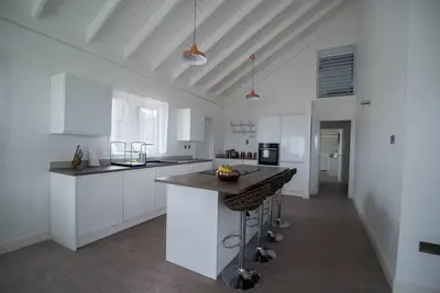 Image de Maison de plage moderne Eshae Living