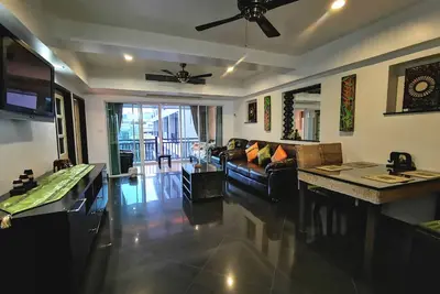 Spacieux condo de luxe 2br près de Bangla Rd