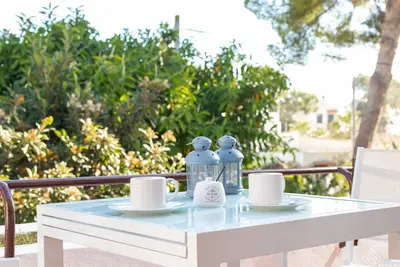 Image de Mercuri Apartment - Bel appartement avec terrasse Ă Port d'AlcĂşdia