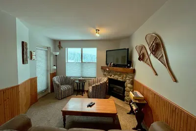 Image de Ski in / ski out 2 Chambre - une connexion Wi-fi & Animaux admis Trop!