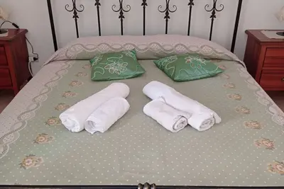 Image de D63 Bilo De Luxe 4 lits dans résidence avec piscine, court de tennis
