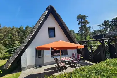 Image de Maison sur Usedom. Dans un endroit idyllique sur la rivière Peene