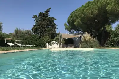 Image de Villa avec piscine dans le Salento entre deux mers sur 2, 5 ha d'oliveraie clôturée