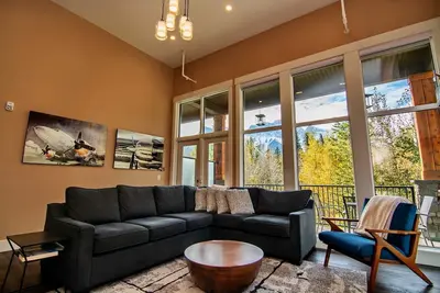 Image de Nouvelle maison de ville avec superbe ★ vue sur la montagne ★ fermer Dt: 5-Br pvt Ba