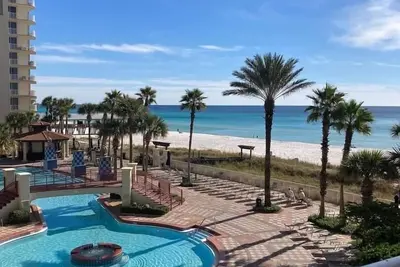Image de 3rd Fl Luxury Beachfront w parking réservé 3rd fl original Best Vacation Ever