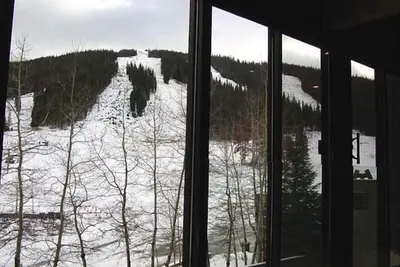 Image de Magnifique condo de luxe récemment rénové; Ski-in / Ski-Out