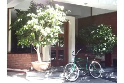 Image de Obtenez le meilleur de Belgrano ensoleillé 1br + vélo