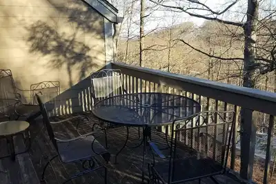 Image de Rare 3b \/ 2b Mountain Top Condo Walk to the Slopes and Resturants! Vues de pente!