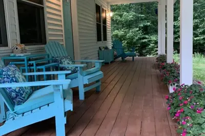 Image de Immaculée, nouvelle maison de construction, parfait pour les couples, à proximité de Sleeping Bear Dunes