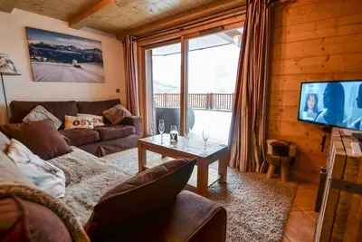 Image de Bel Appartement 6 Pers. Ski aux Pieds, 1ère Ét. Terrasse 83m², Parking, Wifi, St Martin de Belleville
