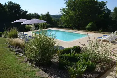 Image de Demeure au Coeur du Périgord avec piscine chauffée