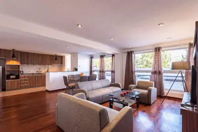 Image de El Triunfo Aparts, bel appartement de 145m2 en face du parc.