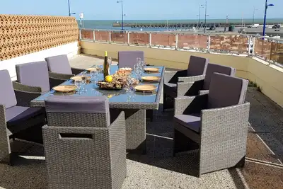 Appartement 6\/8 personnes max. vue sur mer et port en Normandie Wifi Gratuit
