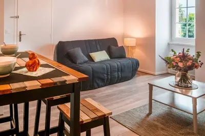 Image de Studio Moderne à 100m du Port de la Nourriguel - Calme, Équipé et Lumineux