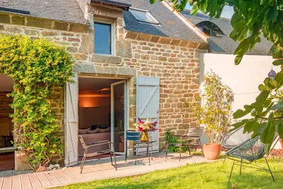 Image de Maison Charmante Ă Ploemeur - Proche Plages et Campagne - 7 Couchages avec Jardin et Wifi