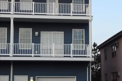 Image de Belle Bayside Townhouse 4 Br \/ 3. 5ba