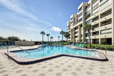 Image de Gated Communauté Condo On The Beach