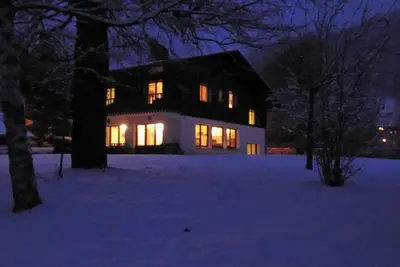 Image de Grand chalet et jardin dans village à 5mn de toutes les activités -6 ch -14 pers