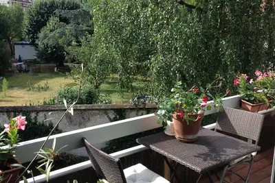 Image de Sweet Home Paris 12. Terrasse Verdure. 55 m² 2 pièces  Accès direct Métro
