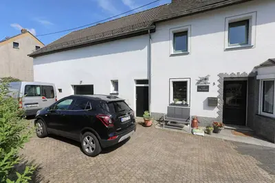 Image de Très belle maison de vacances à Bettenfeld au milieu de Vulkan-Eifel.