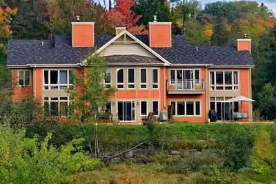 Image de Luxueux 3\/4 chambres sur le terrain de golf La Bete, Mont Tremblant