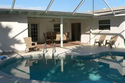 Image de Offre spéciale! Maison entière de 3 chambres, piscine privée, Ormond Beach!