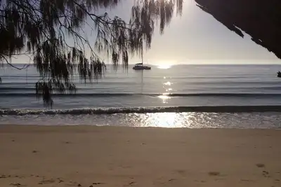 Image de Vue sur la mer Appartement rez de chaussée en face de la plage immaculée