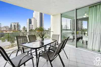 Image de Wings - 3 Bedroom apartment - Airbnb- 2 night