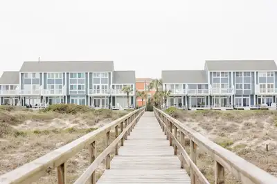 Image de «Sandpiper 'Ocean Front Condominium Maison de ville
