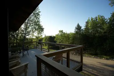 Image de Grande maison sur 8 acres dans le sud-ouest du port, promenade en ville, réunions de famille