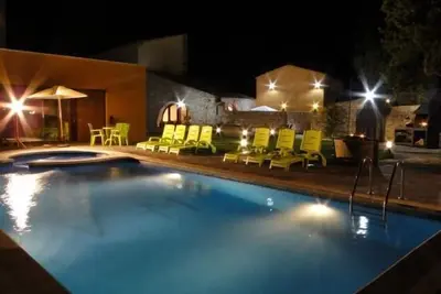 Image de Gîte Villa Manresana pour 24 personnes