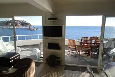 Image de Appartement 1ere Ligne De Mer \/ Les Pieds Dans L'Eau