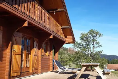 Image de Chalet 3 étoiles 3Km Gerardmer Bois Massif Sauna, Wifi, Cheminée, Belle Vue