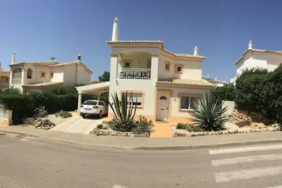 Image de Villa individuelle de 3 chambres sur le Oasis Parque Country Club près d'Alvor \/ Portimao