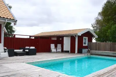 Image de Villa en bord de mer avec piscine à Vejbystrand