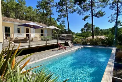 Image de Fantastique villa avec piscine et vue idyllique sur le golf, belle terrasse