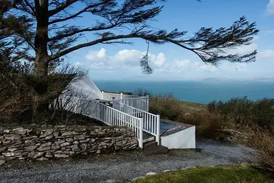 Image de Kerry CoastTraditional Cottage in Kells at Dingle Bay in County Kerry, Ireland.