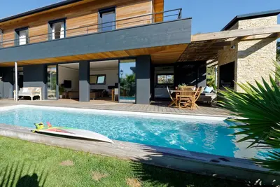 Image de Villa Contemporaine 5* avec Piscine Chauffée. Plage à pied