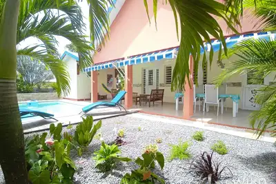Image de Ti cottage créole - Belle villa récente avec 3 chambres et sa piscine privée.