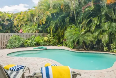 Image de White Sands Beach House - Maison de luxe, piscine chauffée! Juillet 2019 Réductions!