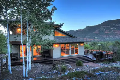 Image de Maison non fumeur avec des vues incroyables! 1 mille N. de Durango avec bain à remous et climatisation