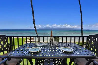 Image de Unité de coin au rez de chaussée avec vue sur la mer