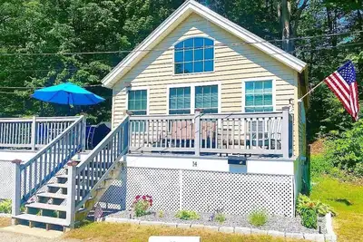 Image de Cozy Cottage de 3 chambres sur le lac Winnipesaukee!