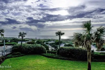 Image de Condo Oceanfront rénové et propre à Amelia Surf & Racquet Club