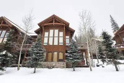 Image de Grands tarifs pour Black Eagle Luxury, Ski in / Out, Amazing Views!